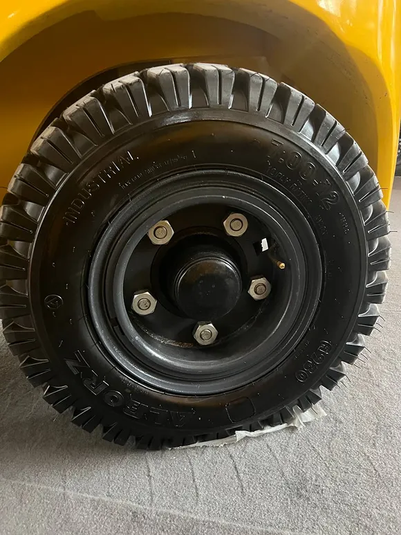 انتخاب لاستیک مناسب برای ماشین سنگین